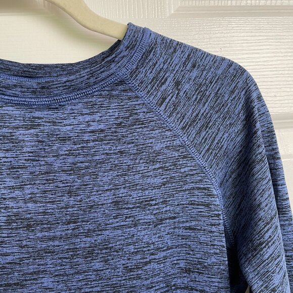 Cuddl Duds Climate Right Blue Black Long Sleeve Crew SMALL Womens Underlayer - Picture 10 of 11